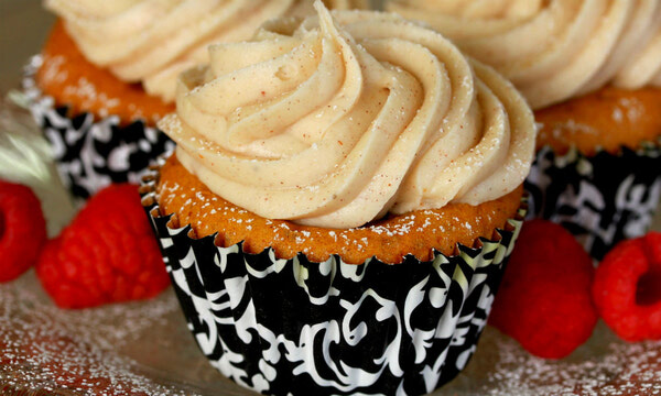 Gluten-Free Pumpkin Spice Cupcakes with Spiced Cream Cheese Icing 